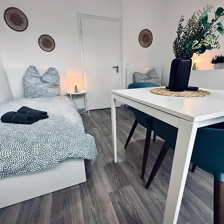 Apartment Flixi III - Zentrales Zimmer Fuer 2 Gaeste Нордхорн Экстерьер фото